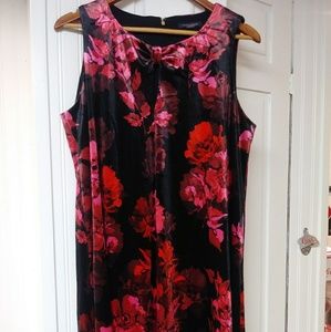 Tommy Hilfiger Velvet Fall Floral Keyhole Dress
